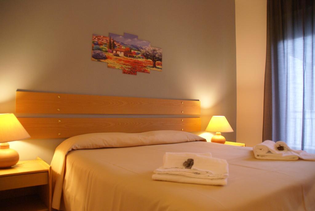 Hotel Rasula Alta Гравіна-ді-Катанія Екстер'єр фото